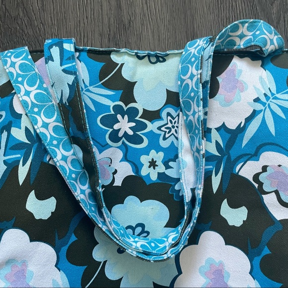 Blue Medium to Large Floral Tote Beach Bag - Picture 2 of 8